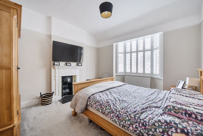 Bedroom- click for photo gallery